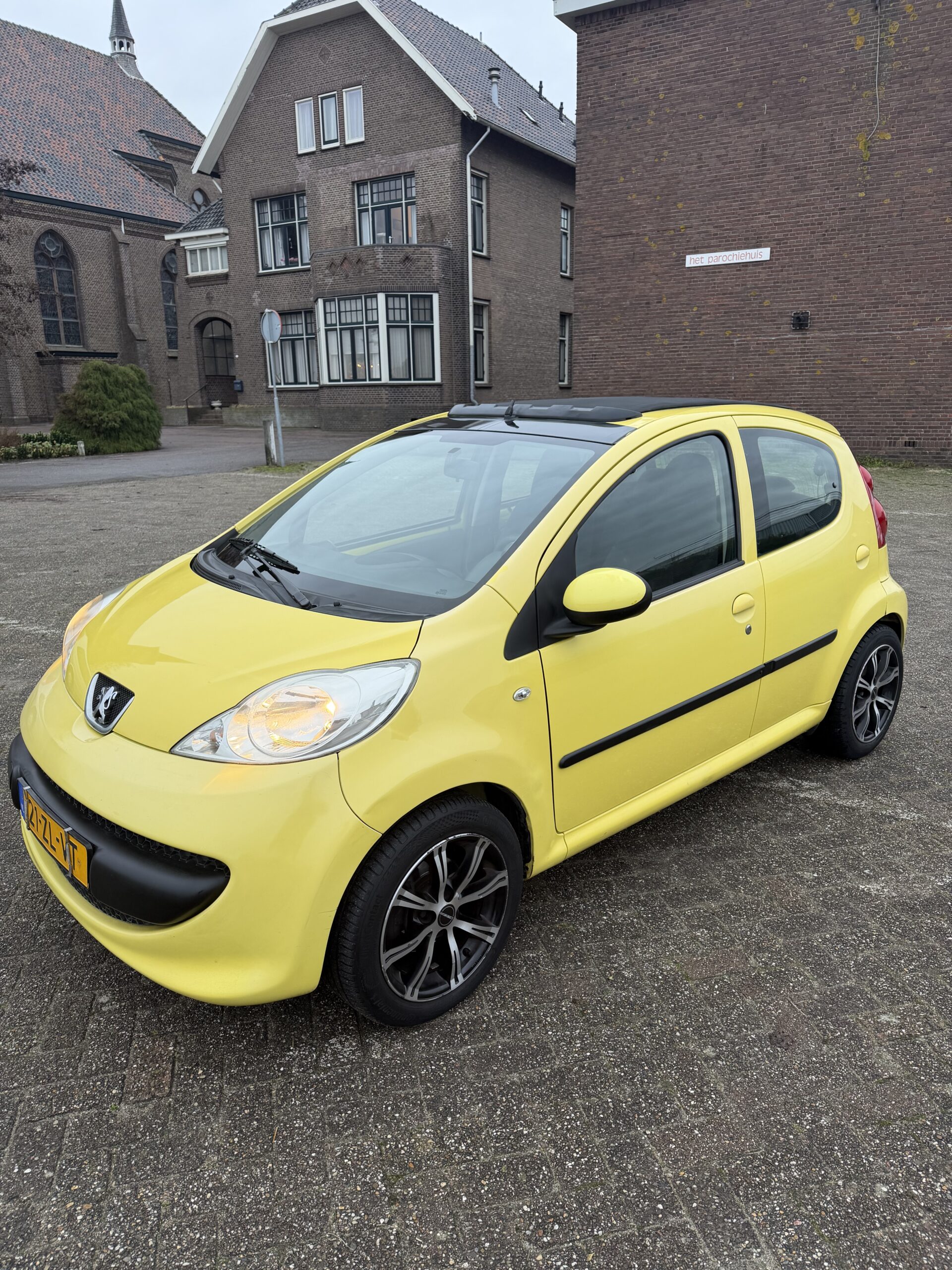 Peugeot 107 1.0-12V XS